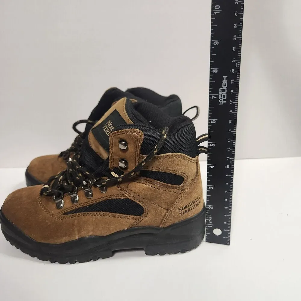 Northwest Territory Hiking Boots Size 3.5 Good Condition